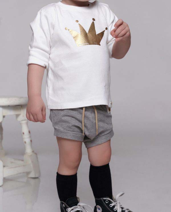 camiseta bebe corona dorada algodón orgánico omho unisex nino nina